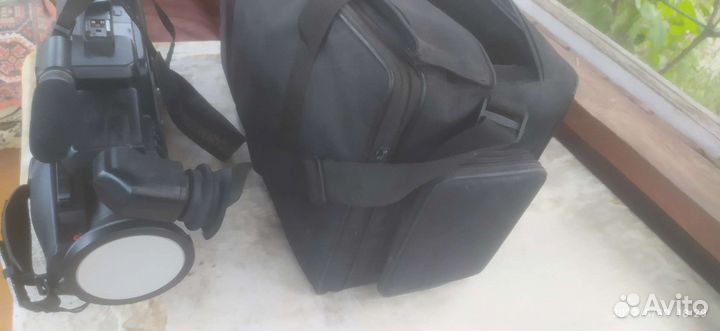 Видеокамера panasonic M3000