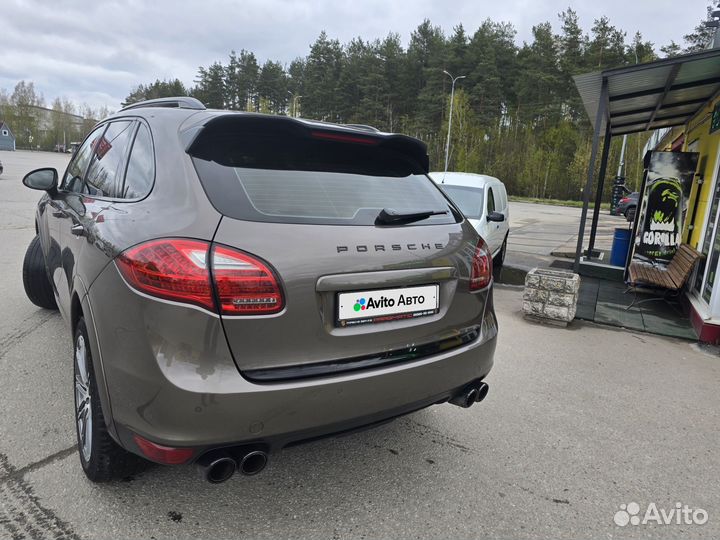 Porsche Cayenne 3.0 AT, 2011, 190 000 км