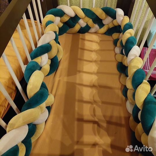 Бортик - косичка в кроватку