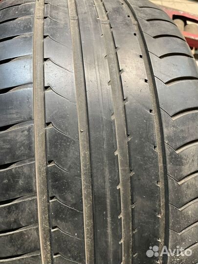 Goodyear EfficientGrip 275/40 R19