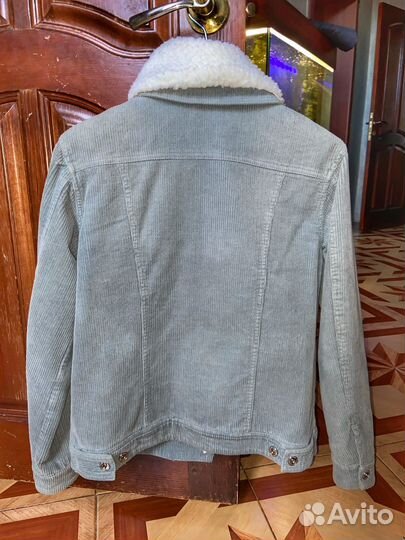 Вельветовая куртка женская