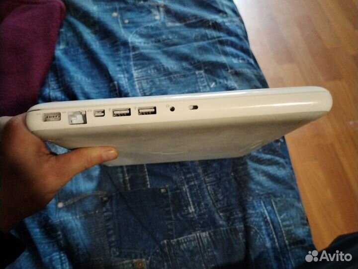 Apple macbook a 1342