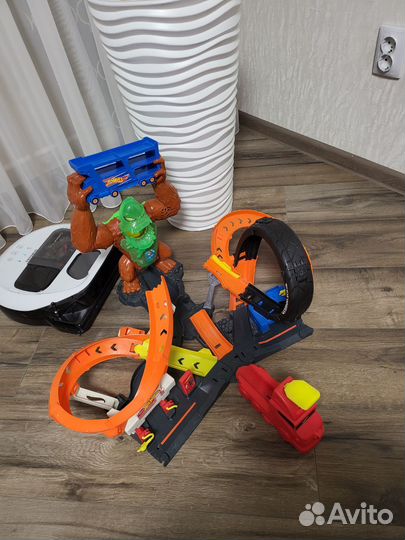 Hot wheels трек горилла