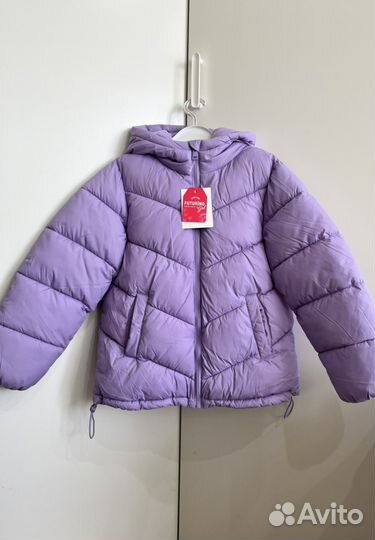Куртка новая 128 для девочки