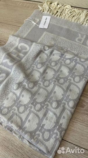 Палантин Dior / новый