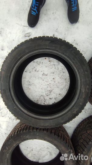 Pirelli Ice Zero 275/45 R20
