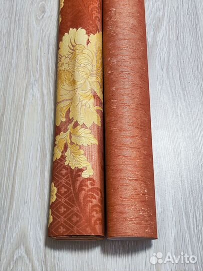 Обои остатки, красно-золотой цвет