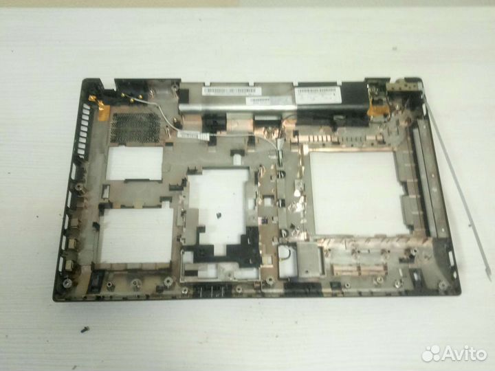 Поддон для ноутбука Lenovo IdeaPad P585