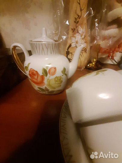 Чайник заварочный, сахарница