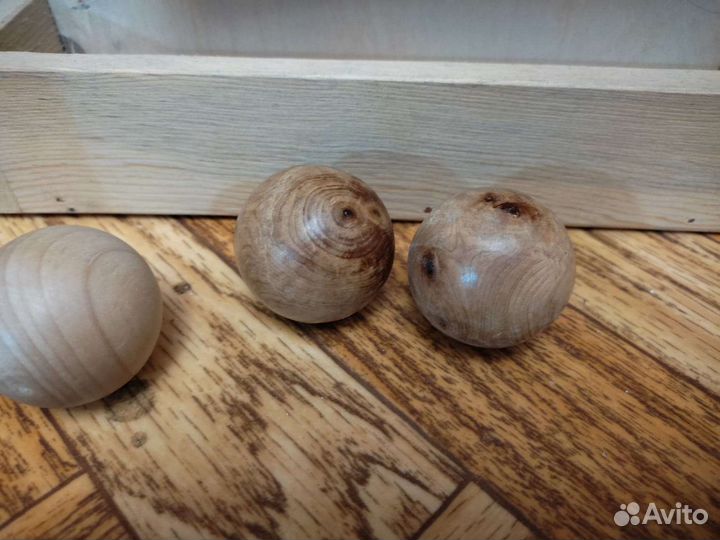 Игрушка деревянная развивающая. Скатывающийся шар