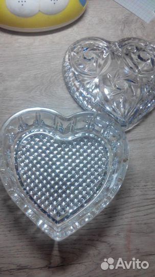 Шкатулка хрустальная