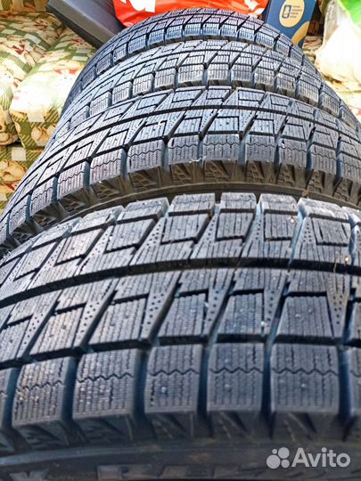 Bridgestone Blizzak Revo2 185/70 R14