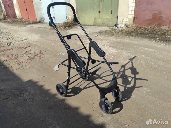 Прогулочная коляска на запчасти