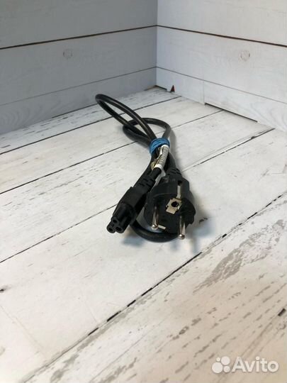 Кабель питания для компьютера