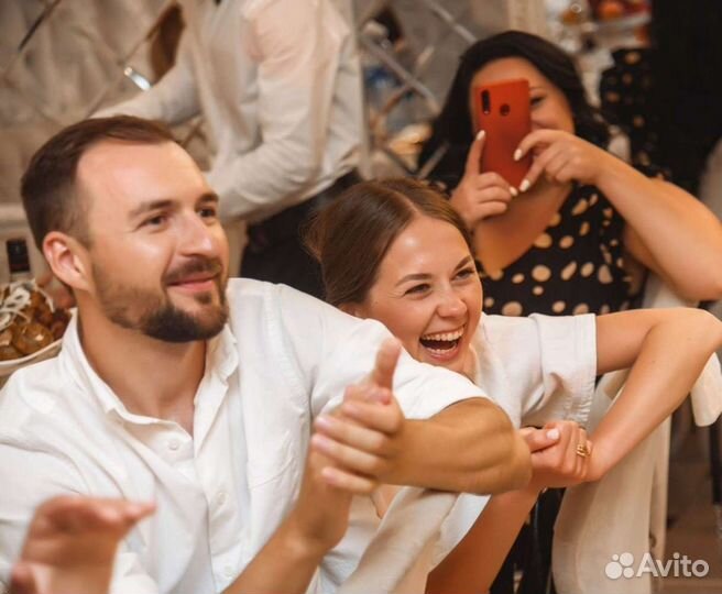 Ведущая на свадьбу. Тамада и диджей