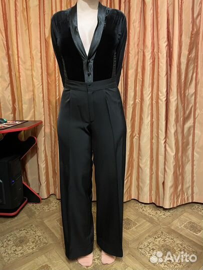 Одежда для спортивно-бальных танцев