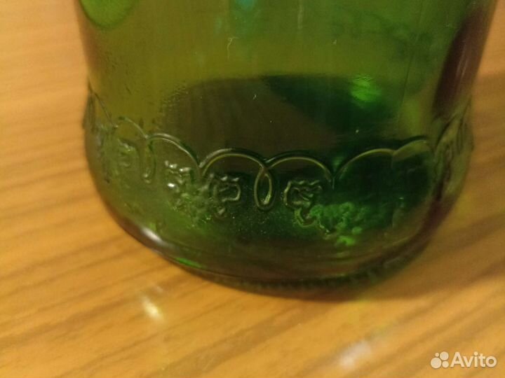 Бутылка стеклянная