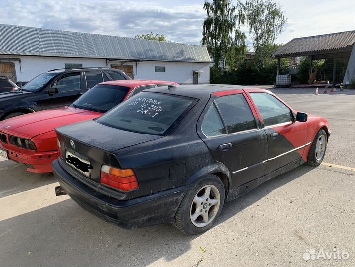 BMW E36 318i в разбор