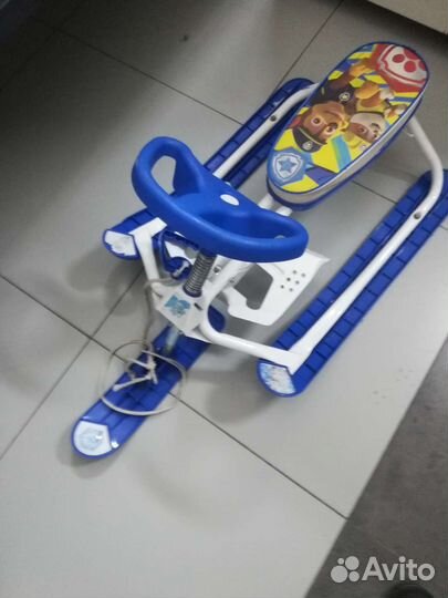 Детский снегокат