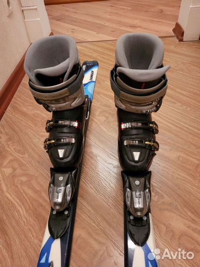 Горные лыжи и ботинки женские