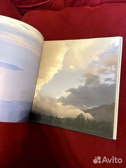 Книга Байкал с иллюстрациями