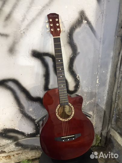 Акустическая гитара