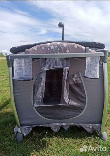 Детская кровать манеж