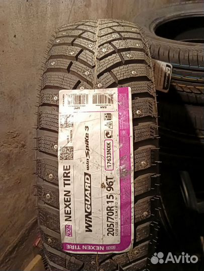 Nexen Winguard WinSpike 3 205/70 R15