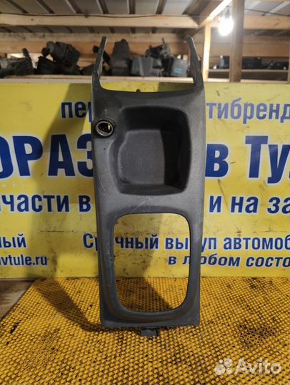 Консоль центральная Chevrolet Lanos