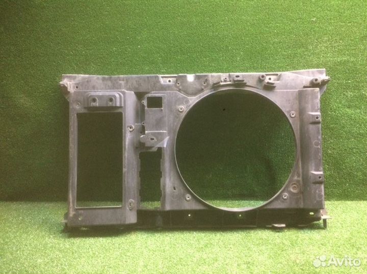 Диффузор вентилятора Peugeot 3008 2012