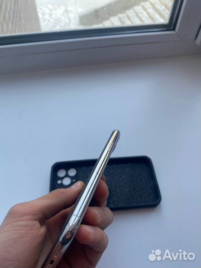 iPhone 11 Pro, 64 ГБ