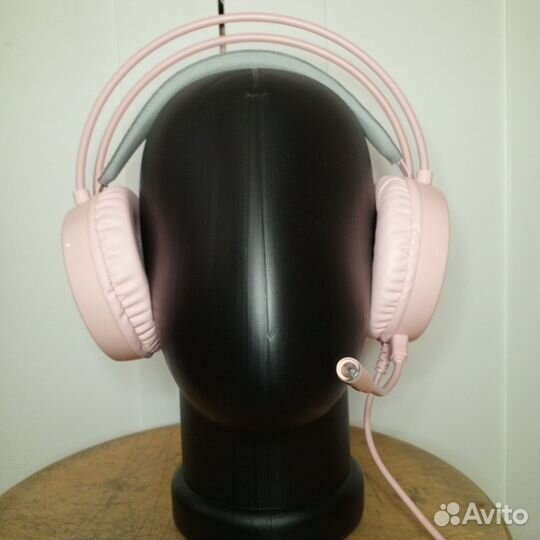 Игровые наушники с микрофоном для пк. Розовые