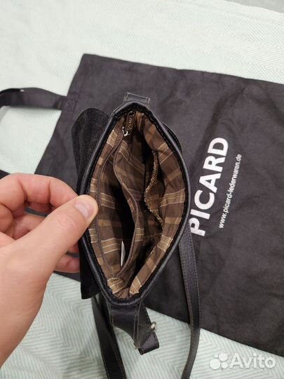 Сумка из натуральной кожи через плечо черная