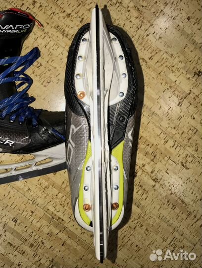 Хоккейные коньки Bauer Vapor Hyperlite FIT2