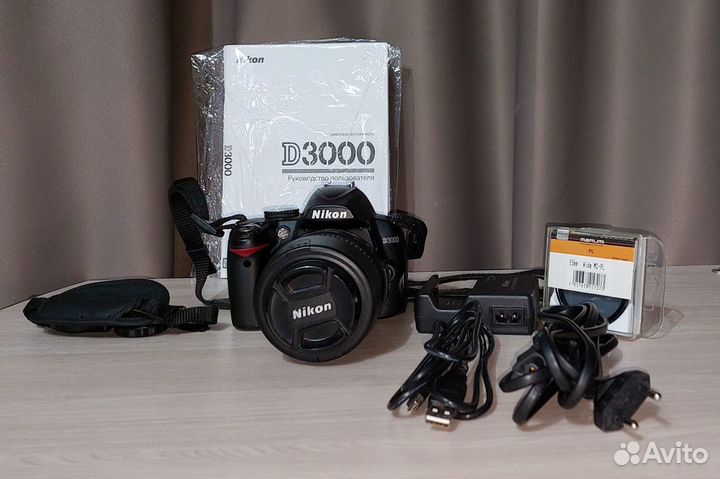 Зеркальный фотоаппарат Nikon d3000 + вспышка