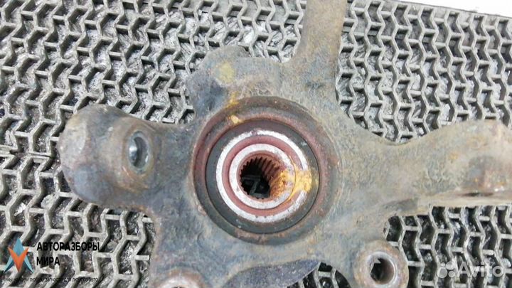 Ступица передняя левая Nissan Almera N16 рест