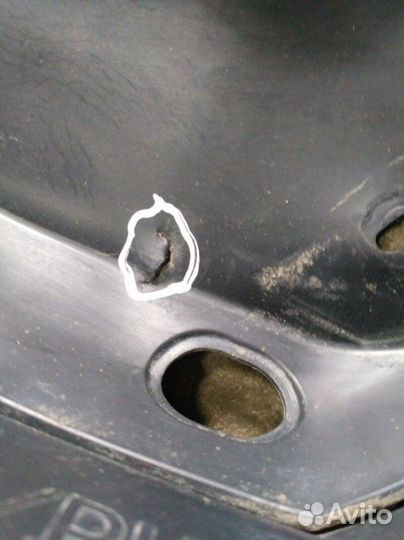 Брызговик передний правый Lexus Rx350 2016+