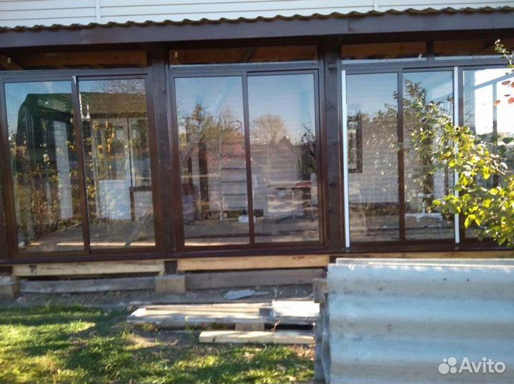 Остекление беседки качественно
