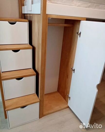 Комплект мебели для детской комнаты