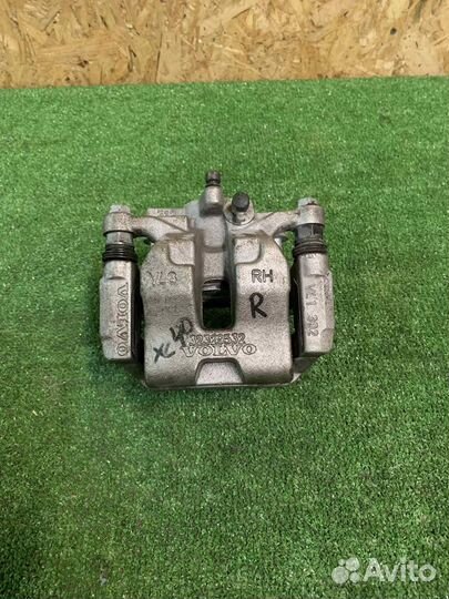 Суппорт тормозной задний правый volvo XC40 2018+