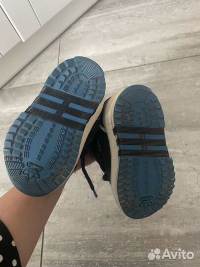 Зимние детские сапоги Adidas