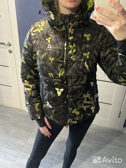 Куртка спортивная женская 44