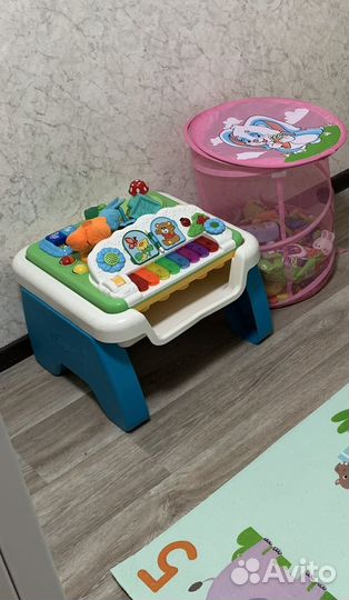 Развивающий стол chicco
