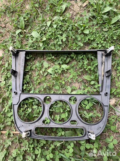 Рамка консоли магнитолы Subaru Impreza WRX 00-02