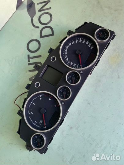 Щиток приборов Volkswagen Touareg 7L дорест. 2.5D