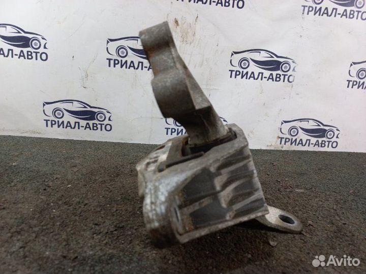 Подушка двигателя Astra J