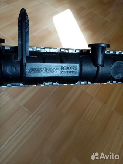 Радиатор охлаждения renault Logan без кондиционера