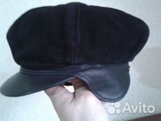 Кепка женская кожаная с ушками