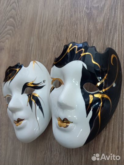 Маски миниатюрные фарфоровые
