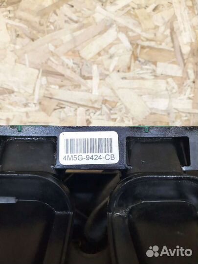 Впускной коллектор Ford focus 2 1.6 115 лс